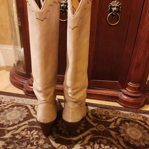 Vintage Zodiak Phoenix Feather Cowgirl Boots. Size 9. Cream Soft Leather - Picture 3 of 10
